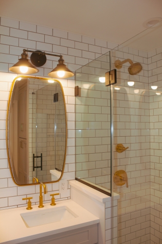 Bathroom Subway Tile Gold Fixtures