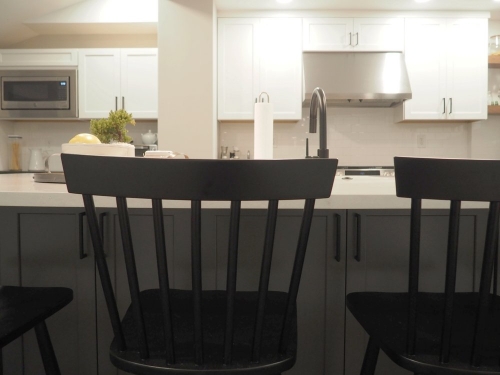 Kitchen Shaker Island Sink Chairs