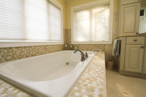 Master Bath Jacuzzi Tub Beige Mosaic Tub Surround (1)