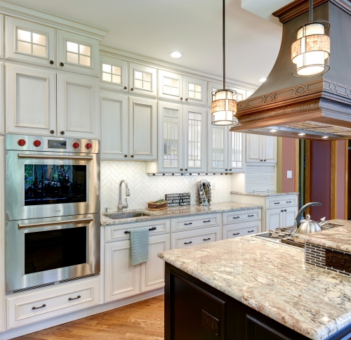 Traditional Kitchen Bordeaux Countertops