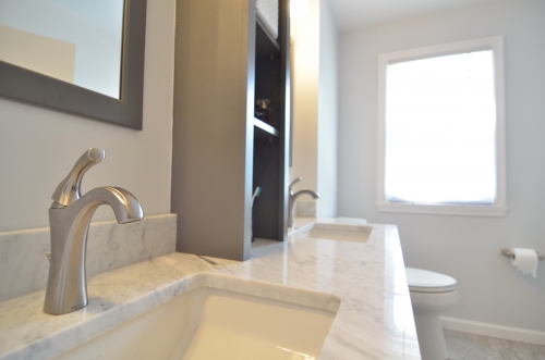 bathroom carrara mable countertop