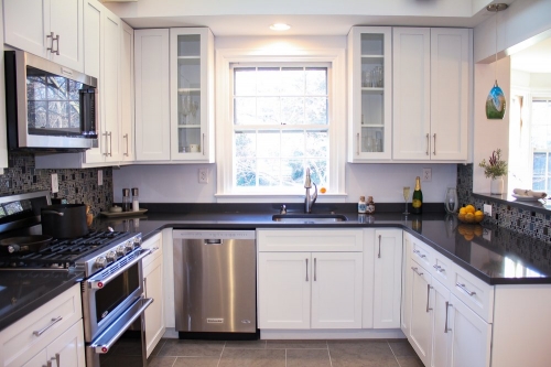 casual white shaker kitchen