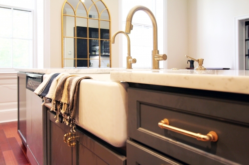 gray island apron sink