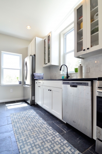 kitchen glass cabinety