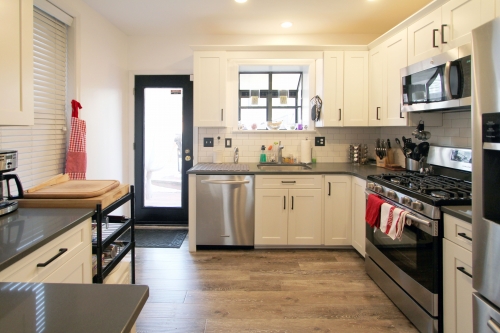 kitchen laminate flooring