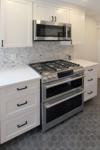 kitchen white shaker range hex flooring double oven (1)