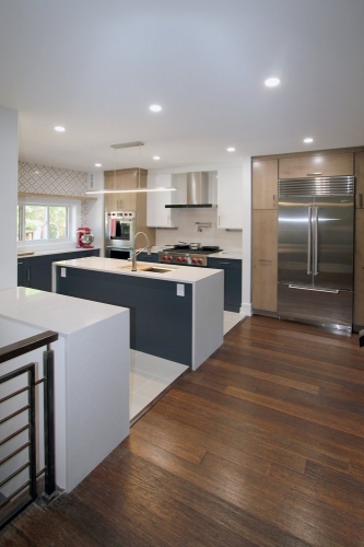 luxe modern kitchen multi tone perspective