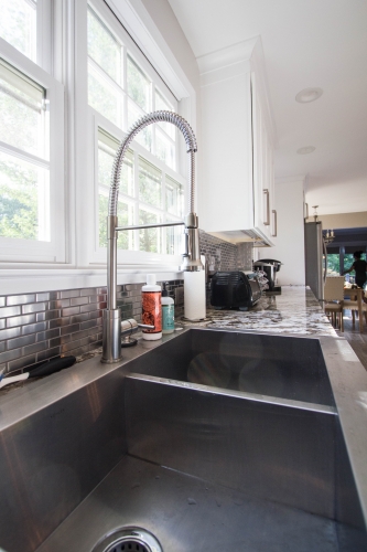 white kitchen double farmhouse sink