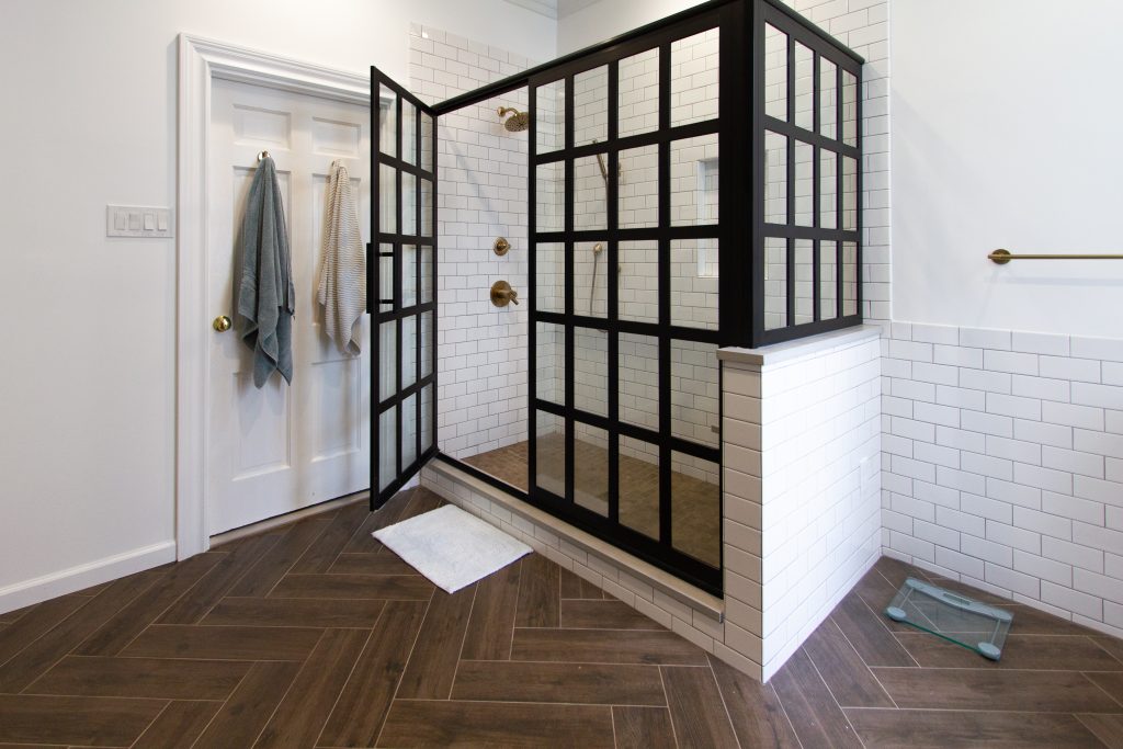 Black-Panel-Shower-Enclosure-Wood-Floors-Bathroom-dRemodeling-Philadelphia